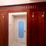 Spacious 1bdr Apartment Near City Center