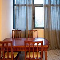 Spacious 1bdr Apartment Near City Center