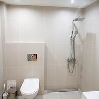 Spacious 1bdr Apartment Near City Center