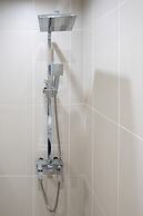 Spacious 1bdr Apartment Near City Center