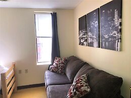 2 Bedroom Downtown Apt Friends Families Ideal