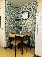 5 Beds Downtown Apt Very Quick Walk Everywhere