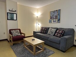 5 Beds Downtown Apt Very Quick Walk Everywhere