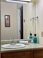 6 Beds Downtown Apt Very Quick Walk Everywhere