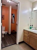 6 Beds Downtown Apt Very Quick Walk Everywhere