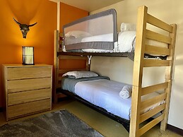 6 Beds Downtown Apt Very Quick Walk Everywhere