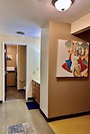 7 Beds Explore Downtown Pittsburgh Large Groups