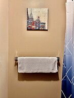 7 Beds Explore Downtown Pittsburgh Large Groups