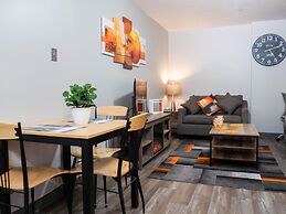 2 Bedroom 2 Bathroom The Heart of Pittsburgh