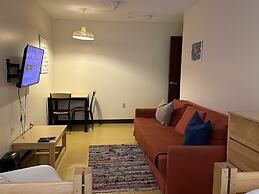 Downtown 1 Bedroom Apt Clean Safe Walkable