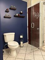 City Sights 2 Queen Beds Downtown Apt