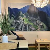 2 Bedroom 2 Bath Downtown Sleeps Six Walkable