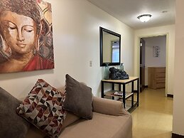 Cozy Downtown Apartment TV Walk Everywhere