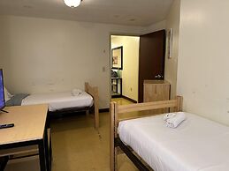 Cozy Downtown Apartment TV Walk Everywhere