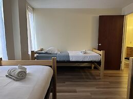 2 Bedroom Downtown Apt Walkable Safe Clean