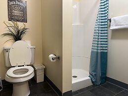 2 Bedroom Downtown Apt Walkable Safe Clean