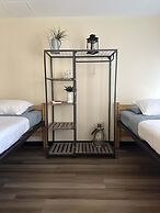 2 Bedroom Downtown Apt Walkable Safe Clean