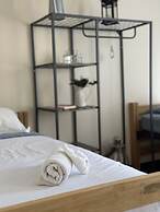 2 Bedroom Downtown Apt Walkable Safe Clean