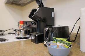 2 Bedroom 2 Bath City Views