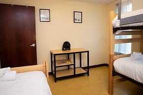 2 Bedroom Downtown Apt Clean and Safe