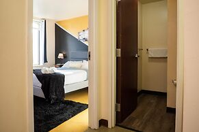 Amazing Downtown Apt Roku TV Walk Everywhere