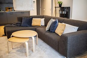 Spacious 2 Bedroom Serviced Apartments 71-77m2