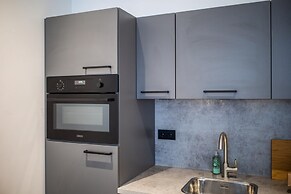 Spacious 2 Bedroom Serviced Apartments 71-77m2