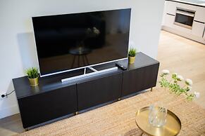 Alphabet 1 BR Apartment Ss177