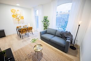 Alphabet 1 BR Apartment Ss177