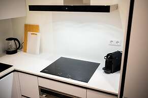 Alphabet 1 BR Apartment Ss177