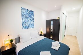 Alphabet 1 BR Apartment Ss177