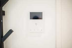 Alphabet 1 BR Apartment Ss177