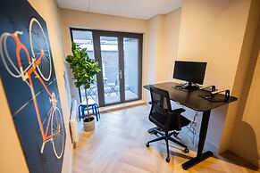 Joyful Serviced Studio Apartment -ks71-j