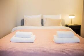 Joyful Serviced Studio Apartment -ks71-j