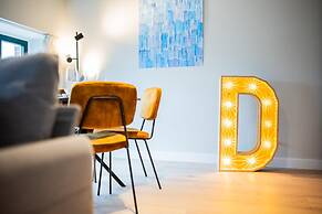 Alphabet 3 Bedroom Serviced Apartment -pk-