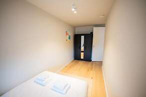 Alphabet 3 Bedroom Serviced Apartment -pk-