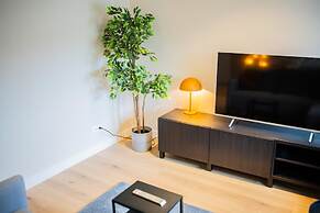 Alphabet 3 Bedroom Serviced Apartment -pk-