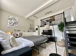 Serviced 2BR Apartments in Utrecht