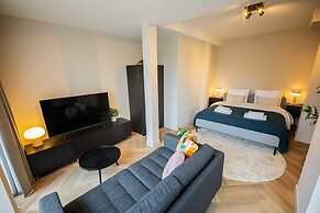 Studio Serviced Apartments With City View