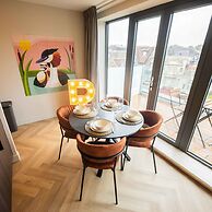 Studio Serviced Apartments With City View