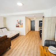 Studio Serviced Apartments With View -prh14/15-