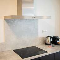 Studio Serviced Apartments With View -prh14/15-
