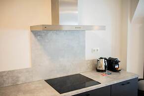 Studio Serviced Apartments With View -prh14/15-