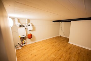 3 Bedroom Serviced Apartment -bsh-