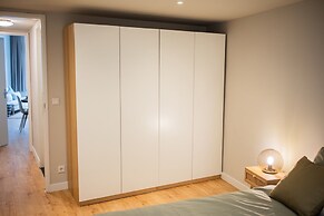 3 Bedroom Serviced Apartment -bsh-