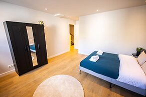 Souterrain 2BR Serviced Apartment