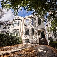 Souterrain 2BR Serviced Apartment