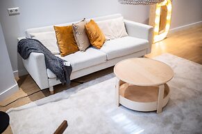 Souterrain 2BR Serviced Apartment