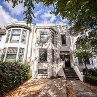 Souterrain 2BR Serviced Apartment