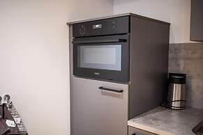 Souterrain 2BR Serviced Apartment